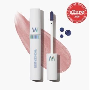 Wonderskin Wonderblading All-Day Lip Stain.  Color XOXO (Light Rose)